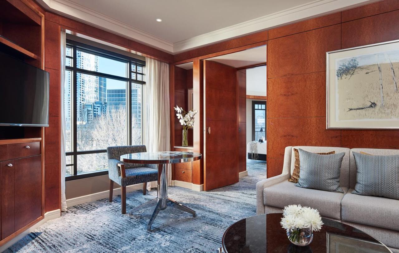 Park Hyatt Melbourne Hotel Exterior foto A suite at the Mandarin Oriental, Hong Kong