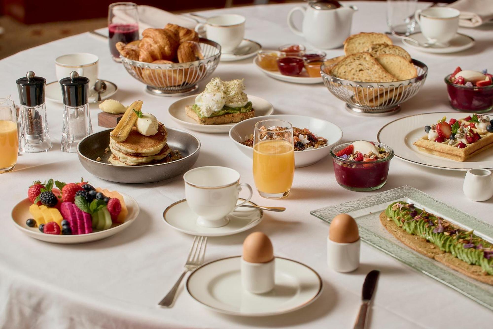Park Hyatt Melbourne Hotel Exterior foto A breakfast table at the Ritz