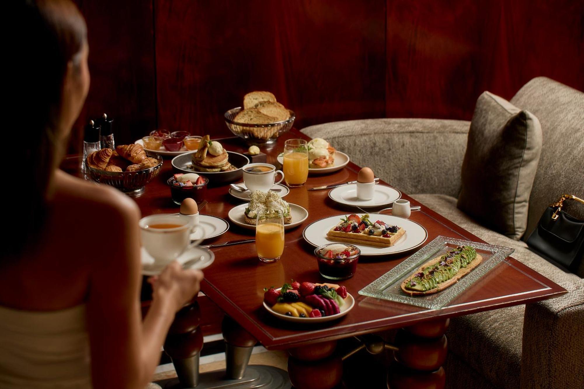 Park Hyatt Melbourne Hotel Exterior foto Breakfast at the Mandarin Oriental, Hong Kong