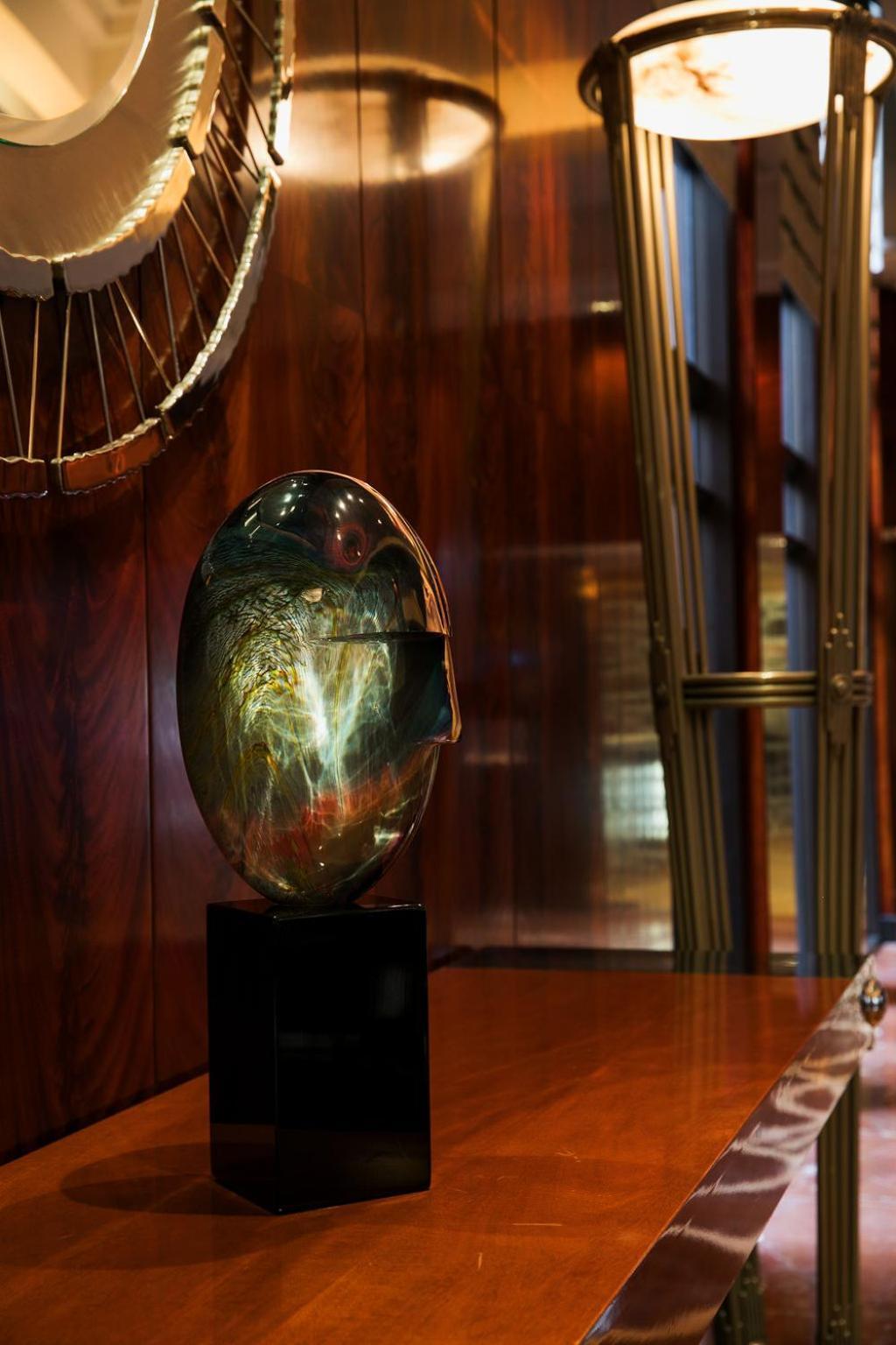Park Hyatt Melbourne Hotel Exterior foto The Star of India, a large star sapphire, on display at the Natural History Museum, London